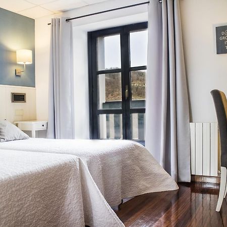 Hotel Montanas De Covadonga Кангас-де-Онис Экстерьер фото