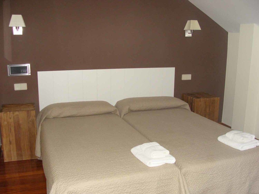 Hotel Montanas De Covadonga Кангас-де-Онис Экстерьер фото