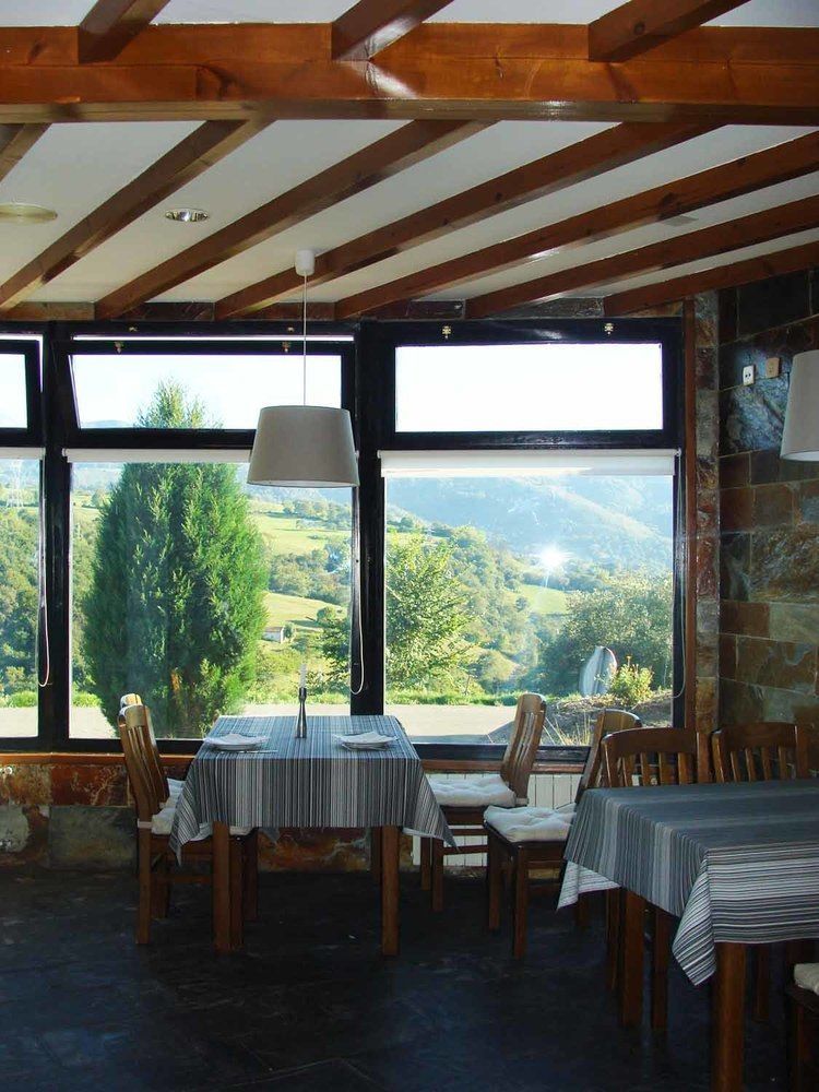 Hotel Montanas De Covadonga Кангас-де-Онис Экстерьер фото
